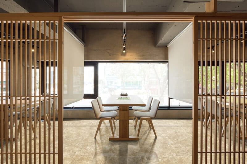 Light Emperador 7859 room application
